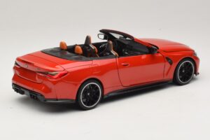 BMW M4 G83 Kabrioletas Red Metallic Minichamps 1:18 110021030 Metalas - nuotrauka 3 iš 8