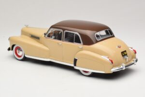 Cadillac Fleetwood Series 60 Special Bežinis MCG 1:18 MCG18656 Metalas - nuotrauka 5 iš 6
