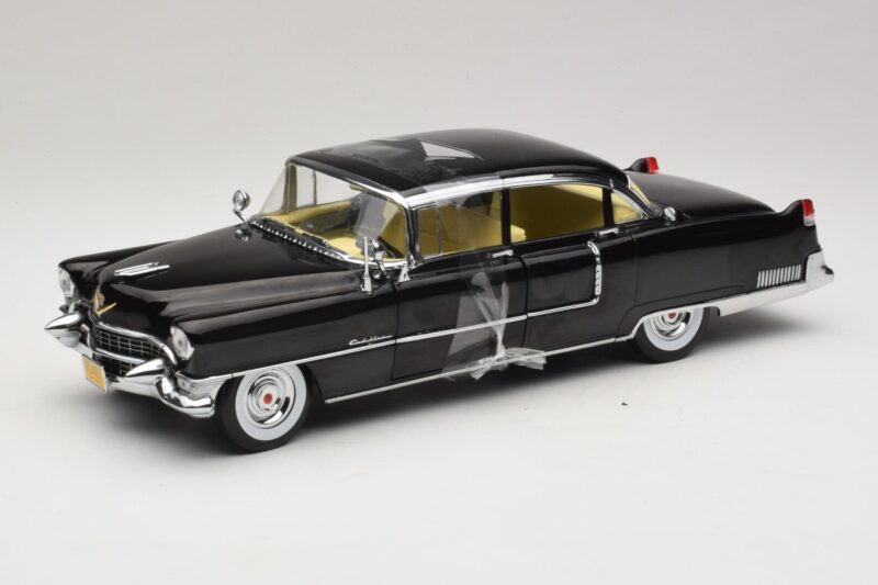 Cadillac Fleetwood Series 60 The Godfather Greenlight 1:18 12949 Metalas