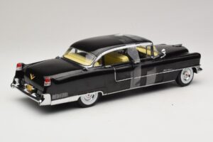 Cadillac Fleetwood Series 60 The Godfather Greenlight 1:18 12949 Metalas - nuotrauka 2 iš 6