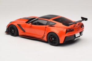 Chevrolet Corvette C7 ZR1 Raudonas IXO 1:18 U18RDC001-FO Metalas - nuotrauka 7 iš 8