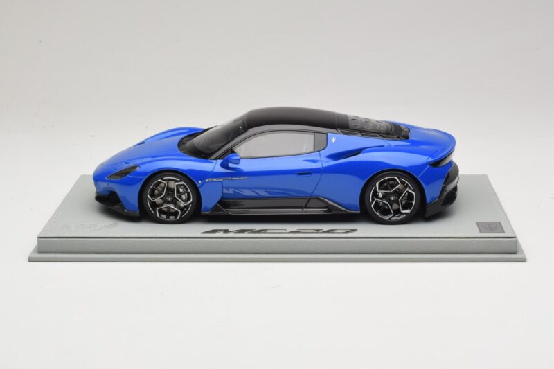 Maserati MC20 Blu Infinito BBR 1:18 P18191EMAS Derva