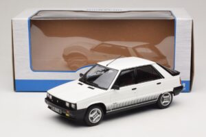 Renault 11 Turbo Baltas MCG 1:18 MCG18589 Metalas - nuotrauka 6 iš 6