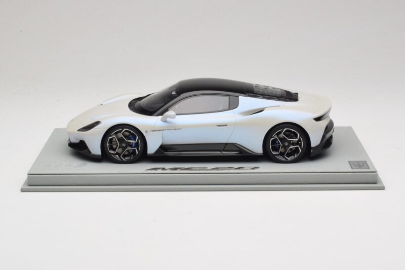 Maserati MC20 Bianco Audace BBR 1:18 P18191AMAS Derva