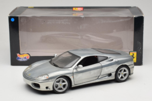 Ferrari 360 Modena Chromuotas Sidabrinis Hot Wheels 1:18 27774 Metalas - nuotrauka 8 iš 8