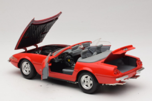 Ferrari 365 GTS/4 Spider Raudonas Techno Giodi 1:18 40028-P1 Metalas - nuotrauka 5 iš 8