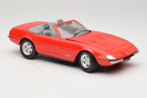 Ferrari 365 GTS/4 Spider Raudonas Techno Giodi 1:18 40028-P1 Metalas - nuotrauka 6 iš 8