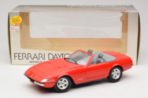 Ferrari 365 GTS/4 Spider Raudonas Techno Giodi 1:18 40028-P1 Metalas - nuotrauka 8 iš 8