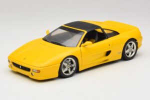 Ferrari F355 Spider Geltonas su Juodu Stogu UT Models 1:18 180074030-P4 Metalas