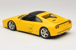 Ferrari F355 Spider Geltonas su Juodu Stogu UT Models 1:18 180074030-P4 Metalas - nuotrauka 7 iš 8
