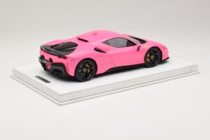 Ferrari SF90 Pack Fiorano Blizgus Qatar Pink BBR 1:18 RACELINE137 Derva - nuotrauka 2 iš 7
