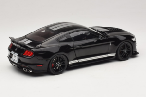 Ford Mustang Shelby GT500 S550 Juodas IXO 1:18 U18RDC002-FO Metalas - nuotrauka 3 iš 8