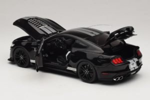 Ford Mustang Shelby GT500 S550 Juodas IXO 1:18 U18RDC002-FO Metalas - nuotrauka 5 iš 8
