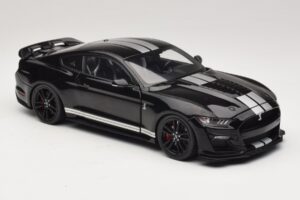 Ford Mustang Shelby GT500 S550 Juodas IXO 1:18 U18RDC002-FO Metalas - nuotrauka 6 iš 8