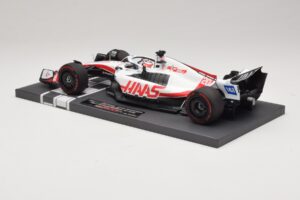 Haas VF-22 K. Magnussen Pole Position Brazilian GP 2022 Minichamps 1:18 117222120 Derva - nuotrauka 5 iš 7