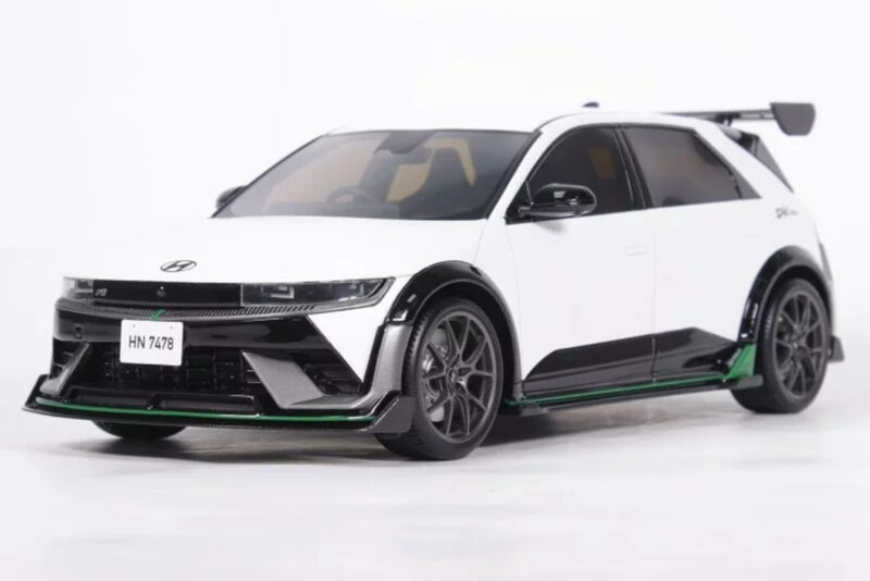 Hyundai Ioniq 5 N DK Edition Atlas White Matt Otto 1:18 OT1227 Derva