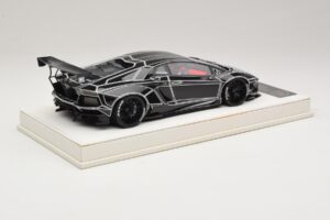 Lamborghini Aventador Liberty Walk TRON Blizgus Juodas JUC 1:18 J32-14 Derva - nuotrauka 2 iš 7