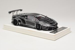Lamborghini Aventador Liberty Walk TRON Blizgus Juodas JUC 1:18 J32-14 Derva - nuotrauka 4 iš 7