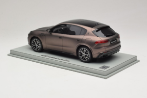 Maserati Grecale Bronzinis BBR 1:18 P18220FMAS Derva - nuotrauka 5 iš 7