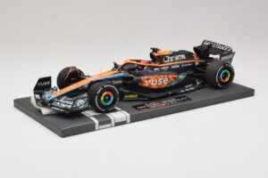 McLaren MCL36 #3 D. Ricciardo Abu Dhabi GP 2022 Minichamps 1:18 537224003 Derva