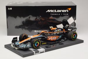 McLaren MCL36 #4 L. Norris Abu Dhabi GP 2022 Minichamps 1:18 537224004 Derva - nuotrauka 6 iš 7