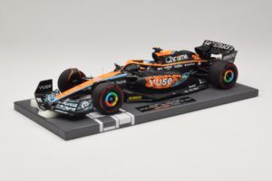 McLaren MCL36 O. Piastri Abu Dhabi Test 2022 Minichamps 1:18 537221828 Derva