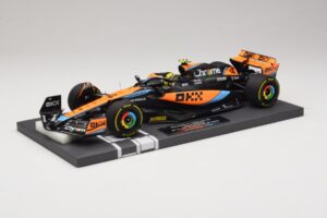 McLaren MCL60 #4 L. Norris 2nd Place Hungarian GP 2023 Minichamps 1:18 537233004 Derva