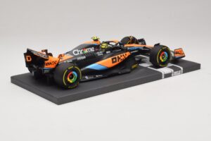 McLaren MCL60 #4 L. Norris 2nd Place Hungarian GP 2023 Minichamps 1:18 537233004 Derva - nuotrauka 2 iš 7