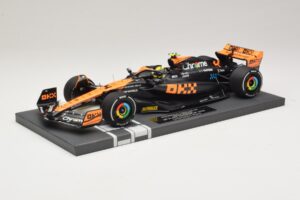 McLaren MCL60 #4 L. Norris 2nd Place Japanese GP 2023 Minichamps 1:18 537233504 Derva