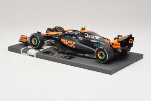 McLaren MCL60 #4 L. Norris 2nd Place Singapore GP 2023 Minichamps 1:18 537233404 Derva - nuotrauka 5 iš 7