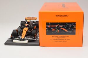 McLaren MCL60 #4 L. Norris 2nd Place Singapore GP 2023 Minichamps 1:18 537233404 Derva - nuotrauka 6 iš 7