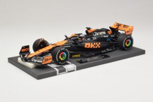 McLaren MCL60 #81 O. Piastri Japanese GP 2023 Minichamps 1:18 537233581 Derva