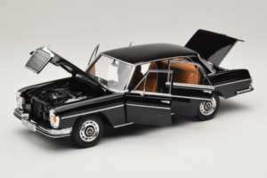 Mercedes 280 SE W108 Juodas Norev 1:18 183360 Metalas - nuotrauka 2 iš 8