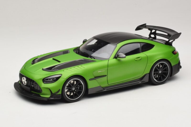 Mercedes AMG GT Black Series C190 Matt Green Metallic Minichamps 1:18 110032022 Metalas