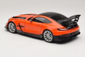 Mercedes AMG GT Black Series C190 Oranžinis su Sidabriniais Ratlankiais Minichamps 1:18 110032024 Metalas - nuotrauka 7 iš 8