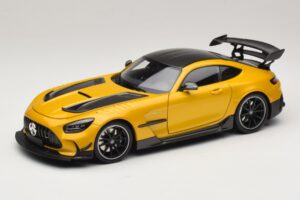 Mercedes AMG GT Black Series C190 Solarbeam Yellow Metallic Minichamps 1:18 110032021 Metalas