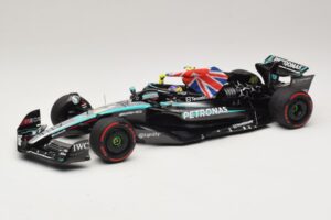 Mercedes AMG Petronas W15 E Performance L. Hamilton Winner British GP 2024 Minichamps 1:18 110241244 Derva