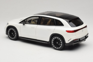 Mercedes EQS SUV X296 Manufaktur Diamond White NZG 1:18 B66960590 Metalas - nuotrauka 7 iš 8