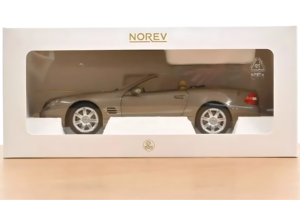 Mercedes SL500 R230 Travertine Beige Norev 1:18 183843 Metalas - nuotrauka 2 iš 2