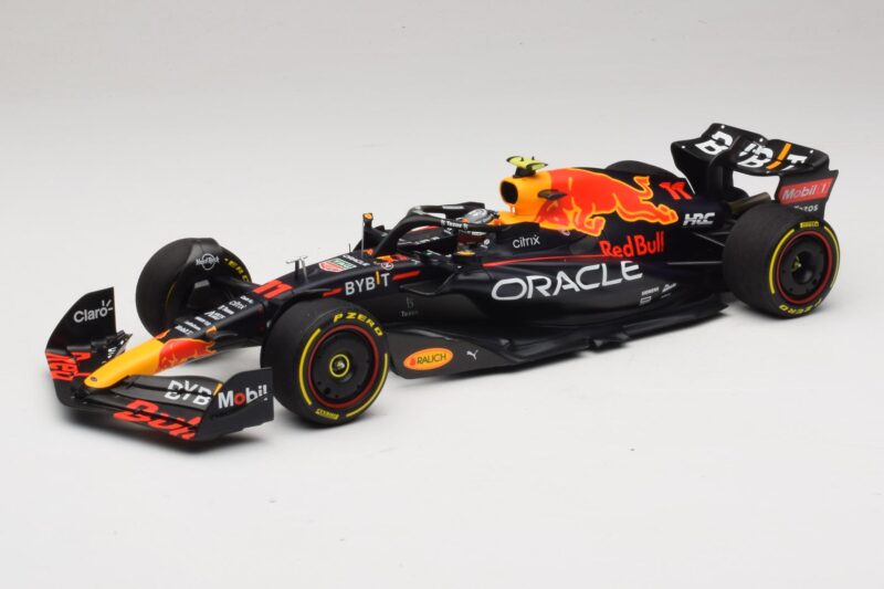 Oracle Red Bull Racing RB18 S. Perez Winner Monaco GP 2022 Minichamps 1:18 110220711 Derva