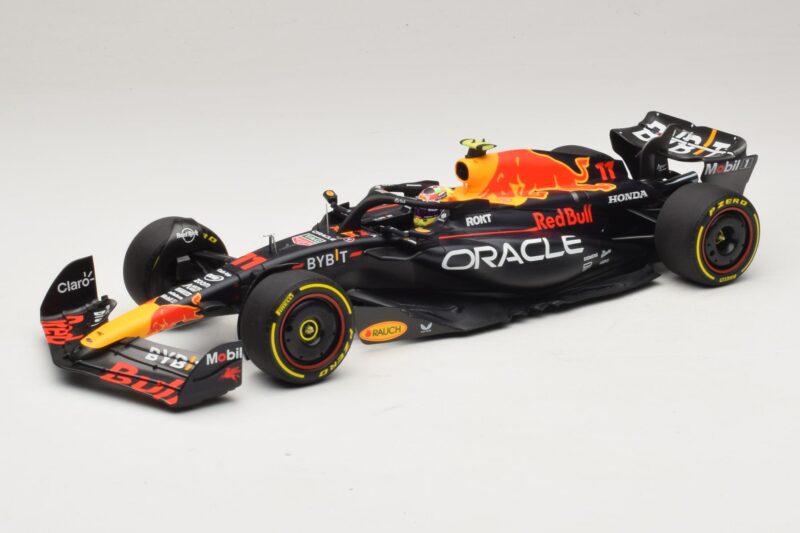 Oracle Red Bull Racing RB19 S. Perez Abu Dhabi GP 2023 Minichamps 1:18 110232311 Derva