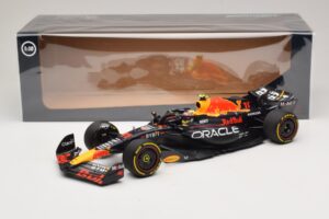 Oracle Red Bull Racing RB19 S. Perez Abu Dhabi GP 2023 Minichamps 1:18 110232311 Derva - nuotrauka 7 iš 7
