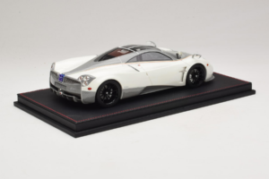 Pagani Huayra Luminous Green AB 1:18 REMC041 Derva - nuotrauka 3 iš 7
