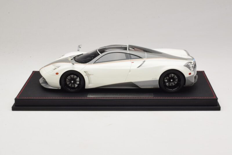 Pagani Huayra Luminous Green AB 1:18 REMC041 Derva