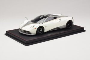 Pagani Huayra Luminous Green AB 1:18 REMC041 Derva - nuotrauka 2 iš 7