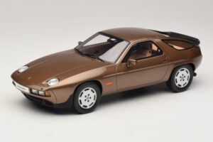 Porsche 928 S Tobacco Metallic GT Spirit 1:18 GT1005 Derva