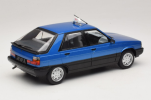 Renault 11 GTL Taxi James Bond MCG 1:18 MCG18833 Metalas - nuotrauka 2 iš 6