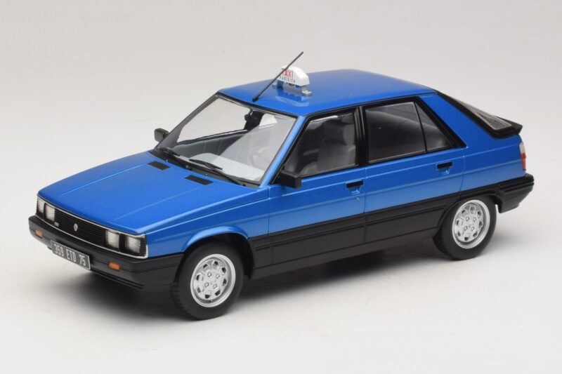 Renault 11 GTL Taxi James Bond MCG 1:18 MCG18833 Metalas