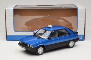 Renault 11 GTL Taxi James Bond MCG 1:18 MCG18833 Metalas - nuotrauka 6 iš 6