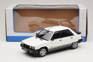 Renault 11 Turbo Baltas MCG 1:18 MCG18589 Metalas - nuotrauka 6 iš 6